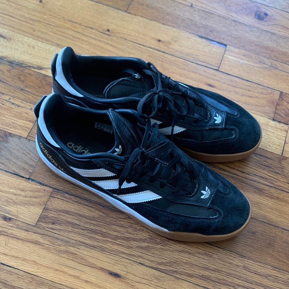 Adidas Men's Black and White Sneakers with Gum Sole